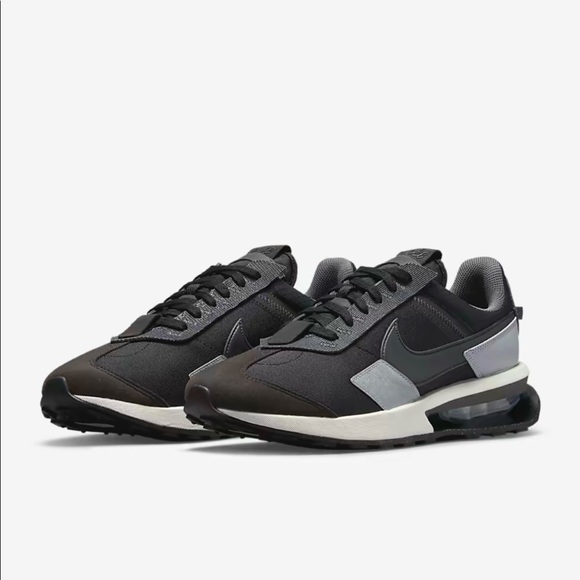 Nike Shoes - Nike Air Max Pre Day Shoes